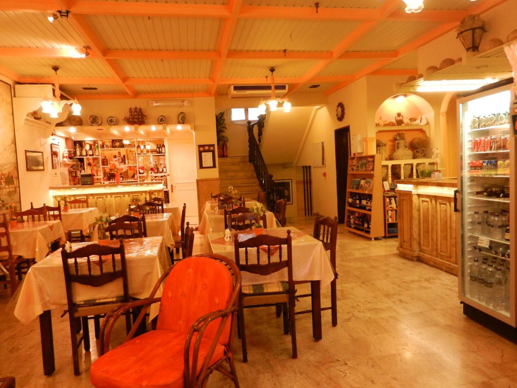 Samaina Hotel Pythagoreio  Ngoại thất bức ảnh