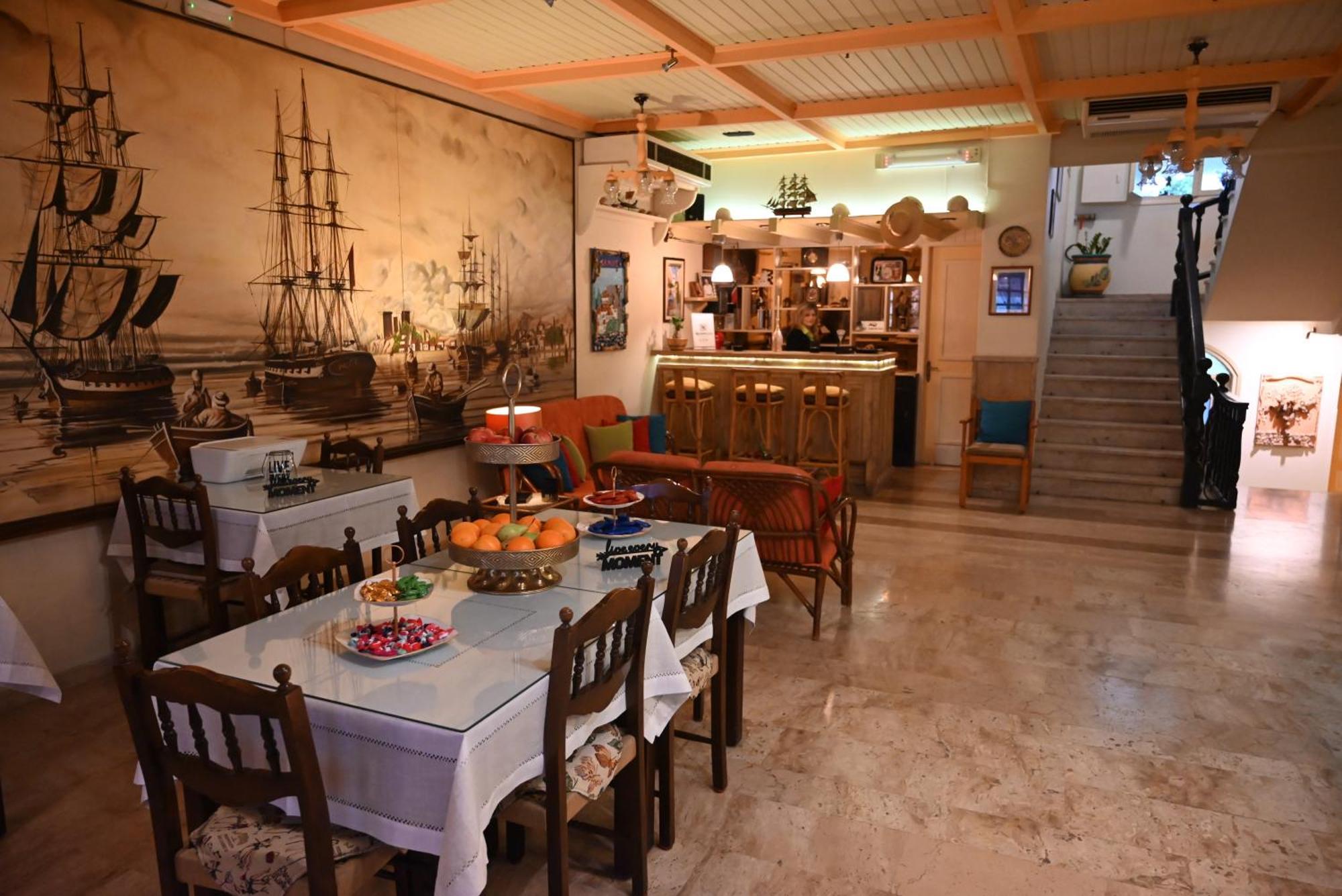 Samaina Hotel Pythagoreio  Ngoại thất bức ảnh