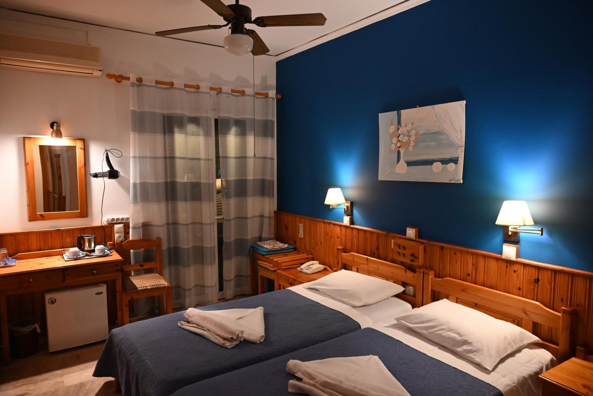 Samaina Hotel Pythagoreio  Ngoại thất bức ảnh